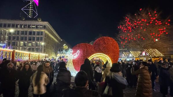  მერიის გადაწყვეტილებით „საახალწლო სოფლის" ფუნქციონირების ვადა გახანგრძლივდა. - Sputnik საქართველო
