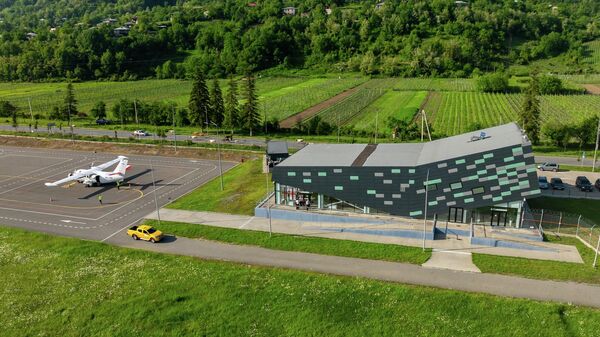 Аэропорт Амбролаури, Рача, Грузия - Sputnik Грузия