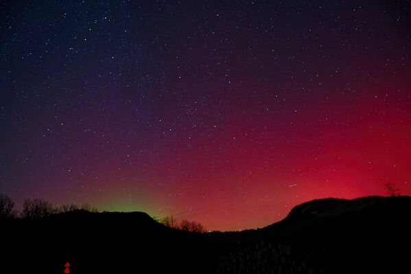 Северное сияние над Италией. - Sputnik Грузия