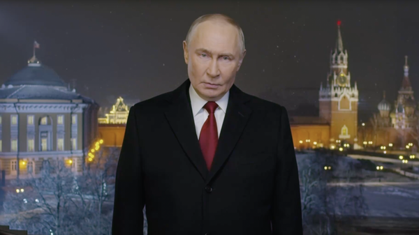 Президент России Владимир Путин выступил с новогодним обращением к россиянам. Прямая трансляция - Sputnik Грузия