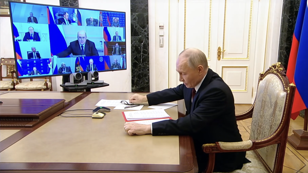 Владимир Путин проводит заседание Совбеза России - видео - Sputnik Грузия