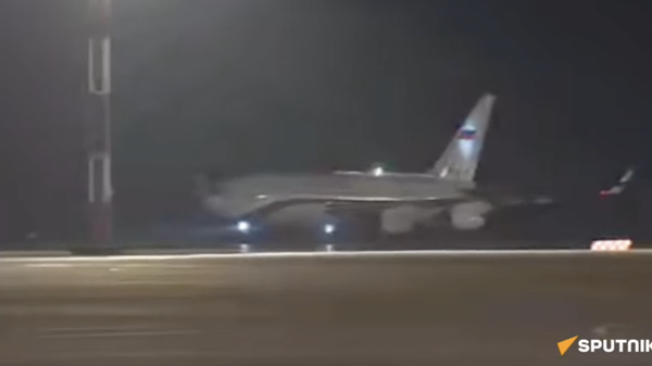 Путин прибывает в Бишкек с официальным визитом - видео - Sputnik Грузия