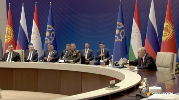 Путин участвует в саммите ОДКБ в Бишкеке - видео - Sputnik Грузия