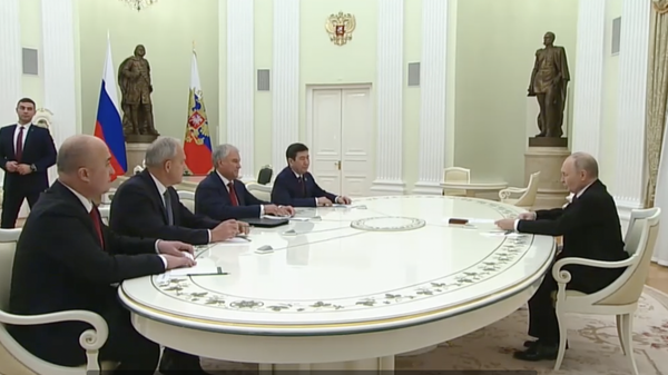 Путин участвует в совещании с главами парламентов стран - участниц ОДКБ - Sputnik Грузия