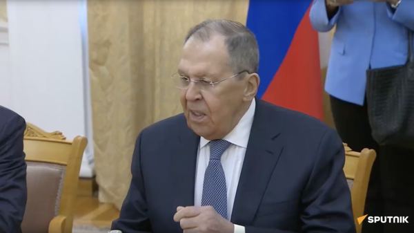 Лавров проводит встречу с генеральным секретарем ОДКБ Масадыковым - Sputnik Грузия