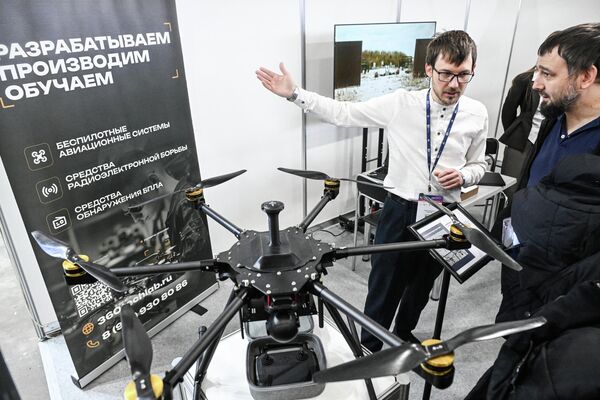 გამოფენაში მონაწილეობა მიიღეს რუსეთის 80 რეგიონისა და 20 ქვეყნის საავიაციო საწარმოებმა - Sputnik საქართველო