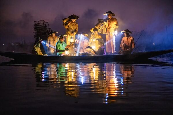 ტაილანდელი ფოტოგრაფ სო პიაი ლინის ნამუშევარი „ტრადიციული საქმე“. - Sputnik საქართველო