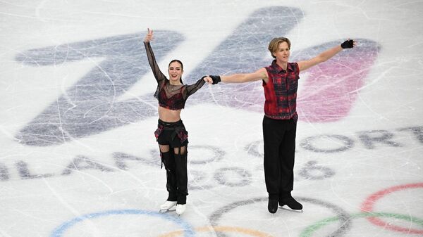 დიანა დევისი და გლებ სმოლკინი - Sputnik საქართველო