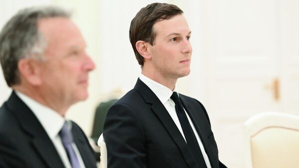 აშშ-ის პრეზიდენტის სიძე ჯარედ კუშნერი და აშშ-ის პრეზიდენტის სპეციალური წარმომადგენელი სტივენ უიტკოფი - Sputnik საქართველო