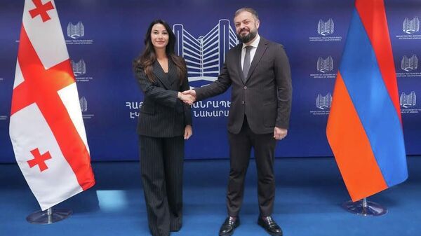 მარიამ ქვრივიშვილი და გევორგ პაპოიანი - Sputnik საქართველო