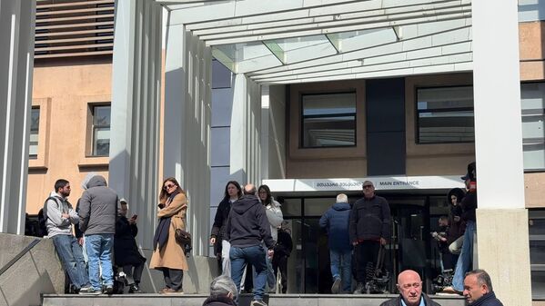 Патриарха сразу перевели в отделение реанимации.  - Sputnik Грузия