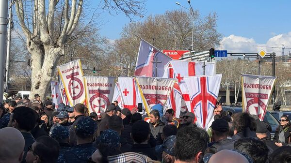 Католикос-Патриарх Всея Грузии Илия Второй. Шествие к собору Святой Троицы (Самеба). - Sputnik Грузия