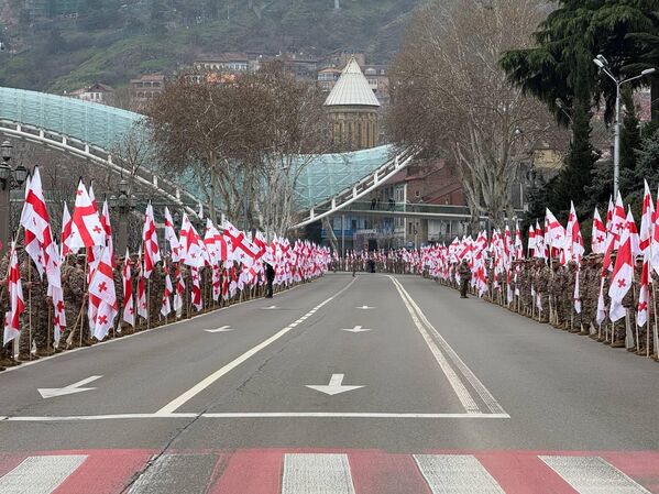 Почетный военный кордон занимает позиции. - Sputnik Грузия