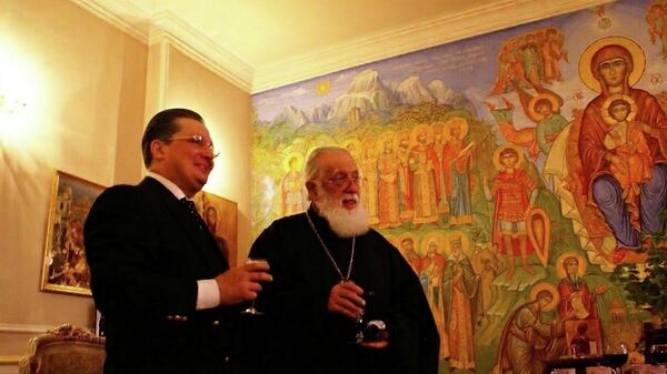 Арно Хидирбугишвили и Патриарх Илия Второй - Sputnik Грузия