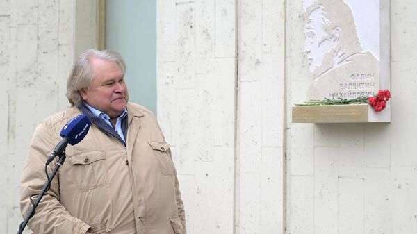 Открытие мемориальной доски дипломату Валентину Фалину в Москве - Sputnik Грузия