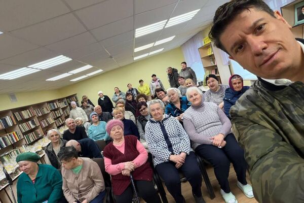 Мамука Пипия встретился с жителями Белгорода, РФ - Sputnik Грузия