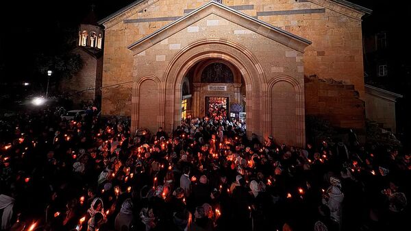 საქართველო ქრისტეს აღდგომის დღესასწაულს აღნიშნავს - Sputnik საქართველო