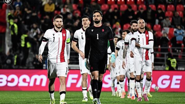 Футболисты Хвича Кварацхелия и Георгий Мамардашвили - Sputnik Грузия