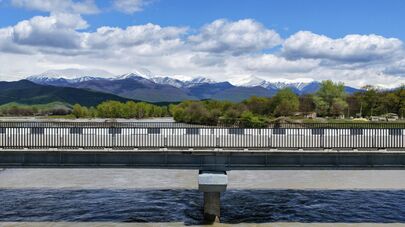 Мост через реку Алазани в Кахети 