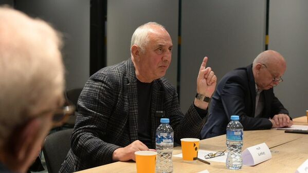 В ходе встречи прозвучало, что ситуация как в общественно-политической жизни страны, так и в медиасфере остается сложной. - Sputnik Грузия