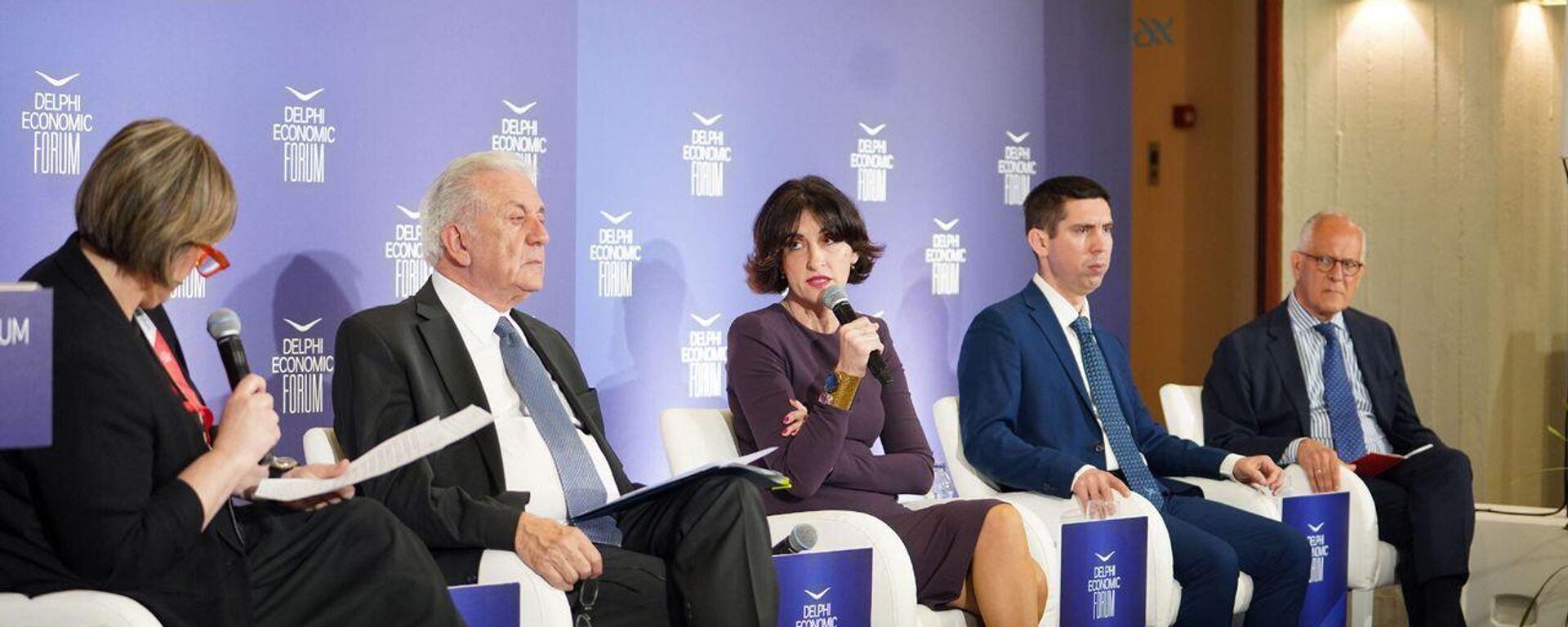 Мака Бочоришвили на Дельфийском экономическом форуме - Sputnik Грузия, 1920, 24.04.2026