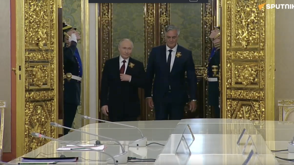 Владимир Путин проводит переговоры с главами государств в 81-ю годовщину Дня Победы - Sputnik Грузия