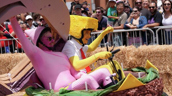 Участники гонки Red Bull Soapbox в Лос-Анджелесе, США - Sputnik Грузия