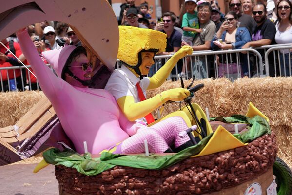 Участники гонки Red Bull Soapbox в Лос-Анджелесе. - Sputnik Грузия
