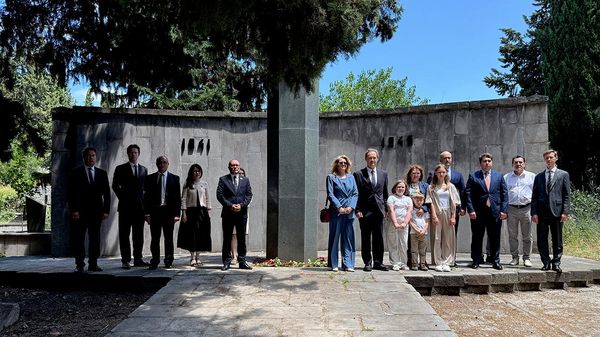 რუსეთი დაღუპული ქართველი ჯარისკაცების სახელების უკვდავყოფას აგრძელებს - Sputnik საქართველო