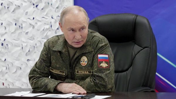 Президент Владимир Путин посетил командный пункт группировки Запад, архивное фото - Sputnik Грузия