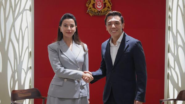 Министр экономики Грузии Мариам Квривишвили встретилась с исполняющим обязанности министра транспорта и государственным министром финансов Сингапура Джеффри Сио - Sputnik Грузия