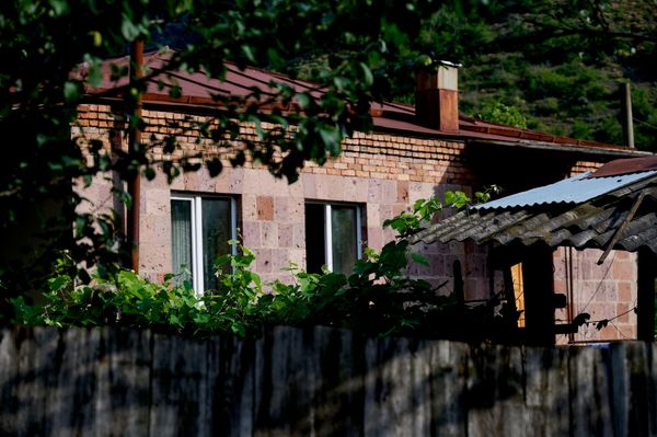 В этом и соседних селах сохранились старые постройки. В этом и соседних селах сохранились старые постройки. - Sputnik Грузия