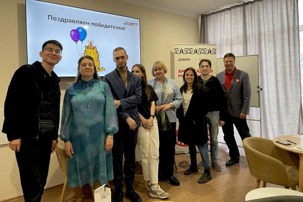 Каждый раз в диктанте  участвуют те, кто по настоящему хочет проверить свои знания. - Sputnik Грузия