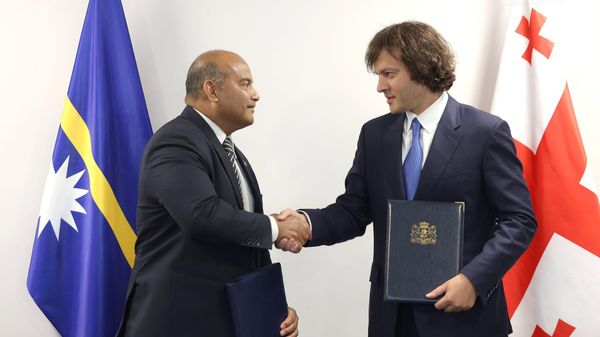 საქართველომ ნაურუსთან დიპურთიერთობები დაამყარა საქართველომ ნაურუსთან დიპურთიერთობები დაამყარა - Sputnik საქართველო