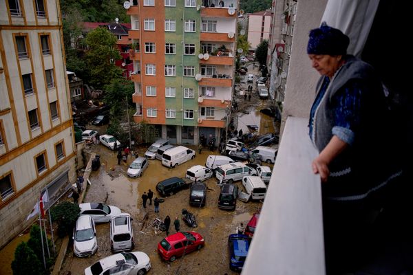 Жителям рекомендуют оставаться дома, кроме случаев крайней необходимости. - Sputnik Грузия