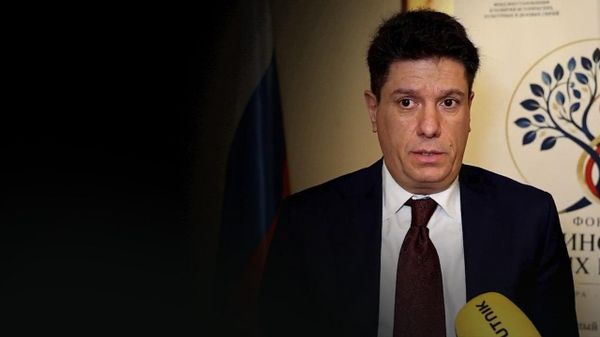 Пипия: провокации в Грузии могут быть направлены на то, чтобы поссорить грузин и русских - Sputnik Грузия