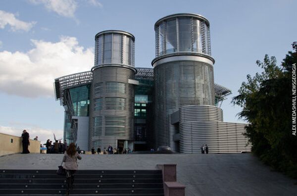 Строительство бизнес-центра обошлось Иванишвили в несколько десятков миллионов долларов. - Sputnik Грузия