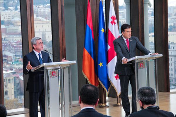 При этом он заявил, что Грузия и Армения находятся на завершающей стадии переговоров по упрощению процедур пересечения границы. - Sputnik Грузия