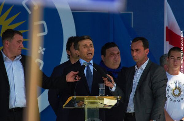 В своем выступлении Иванишвили пообещал различные социальные льготы гражданам, в случае победы его сторонников на выборах. - Sputnik Грузия
