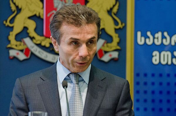 О своем решении ввести новую должность и назначении Абашидзе, Иванишвили заявил на брифинге в канцелярии правительства. При прошлом правительстве подобной должности не было. - Sputnik Грузия
