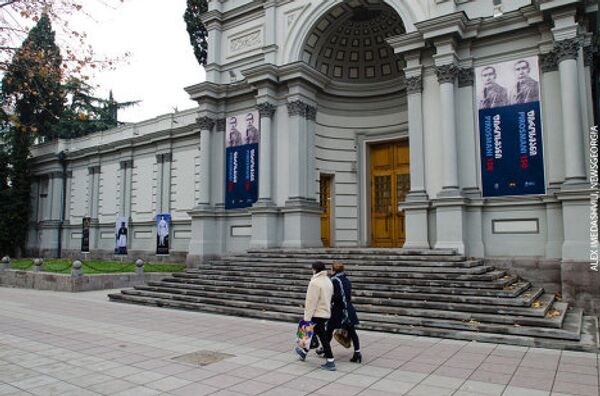 В Тбилиси проходит выставка работ Нико Пиросмани, приуроченная к 150-летию со дня рождения известного грузинского художника. - Sputnik Грузия