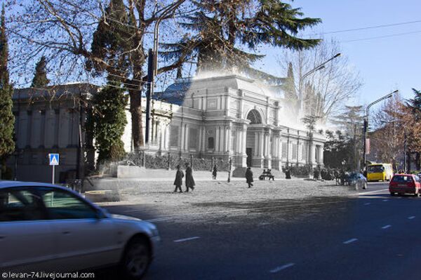 Храм Славы Русского военного исторического музея. Построен в 1888 году. В наше время здесь Грузинская картинная галерея. Храм Славы Русского военного исторического музея. Построен в 1888 году. В наше время здесь Грузинская картинная галерея. - Sputnik Грузия
