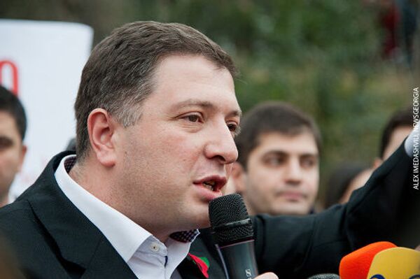 В субботу 23 февраля мэр Тбилиси Гиги Угулава был вызван в следственную службу Минфина Грузии для предъявления обвинений. - Sputnik Грузия
