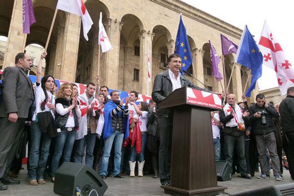 На акции выступает Михаил Саакашвили. - Sputnik Грузия