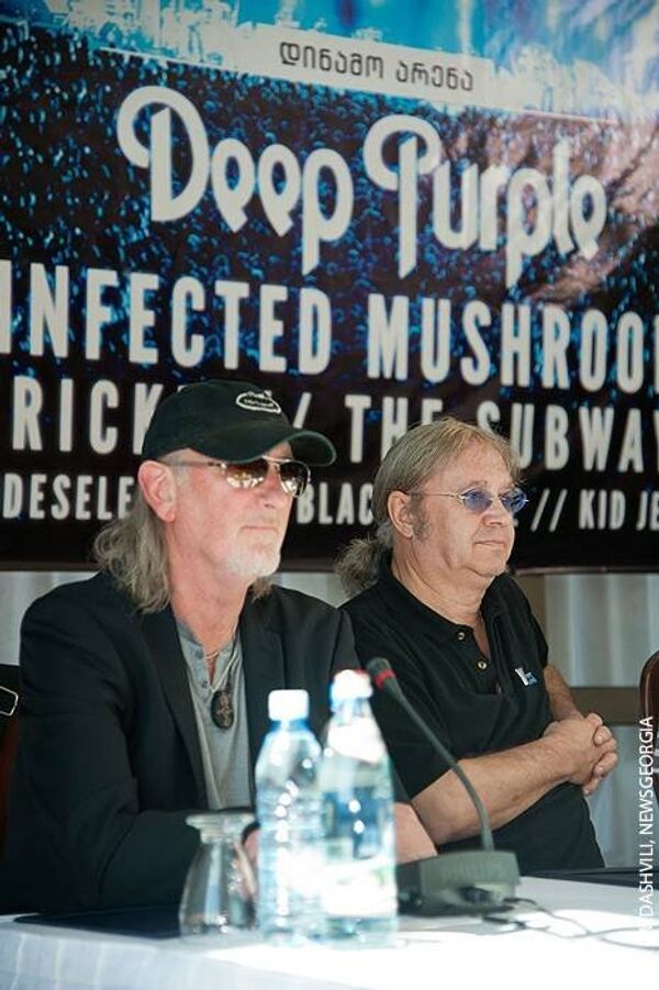 Легендарная группа Deep Purple на пресс-конференции в Тбилиси. В Грузию музыканты прибыли, чтобы принять участие в концерте Tbilisi Open Air, который пройдет 5 июня вечером на национальном стадионе Динамо-Арена им.Бориса Пайчадзе. - Sputnik Грузия