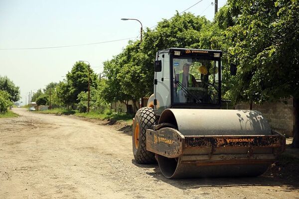 Мэрия Тбилиси выделяет на восстановление дороги 703 тысячи лари. Строительно-дорожными работами будет заниматься ООО Джеу Групп. - Sputnik Грузия