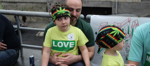 აქცია მარიხუანის დეკრიმინალიზაციის მოთხოვნით - Sputnik საქართველო