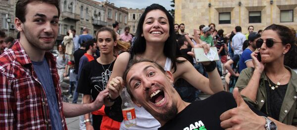 აქცია მარიხუანას დეკრიმინალიზაციაზე - Sputnik საქართველო