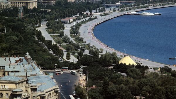 Приморский парк в Баку - Sputnik Грузия