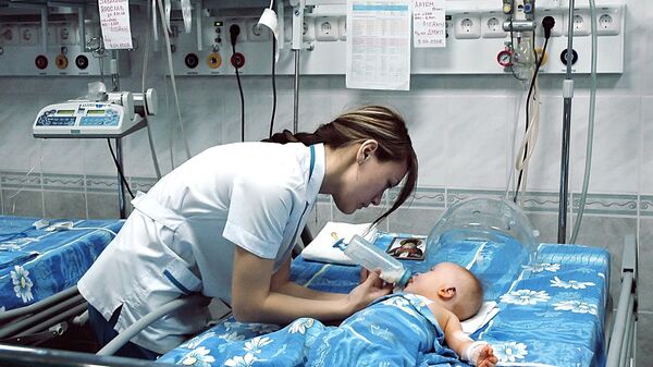 ბავშვი საავადმყოფოს პალატაში - Sputnik საქართველო